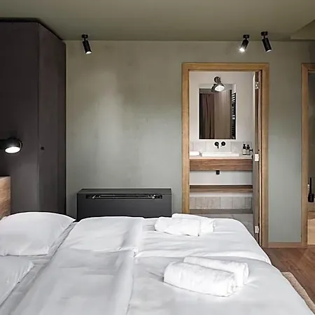 Tatil parkı Hillview Grandvoir 4*